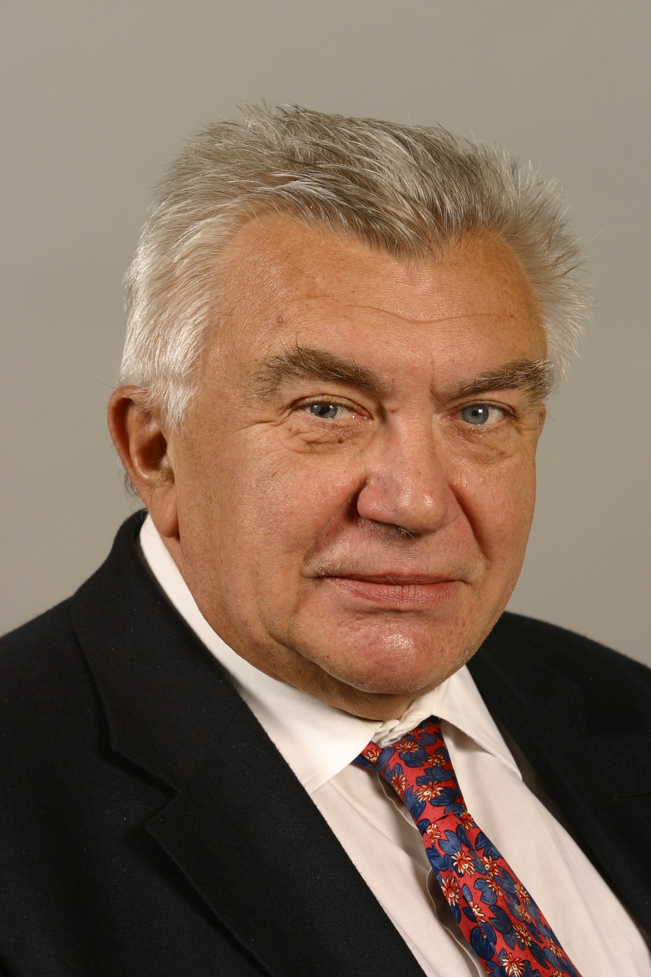th-1920x1999-chirurgie cardiaque pr raymond limet.jpg